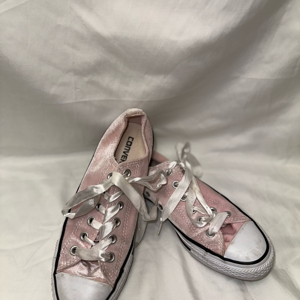 Converse Pink and Silver velvet  Low-Top Sneakers